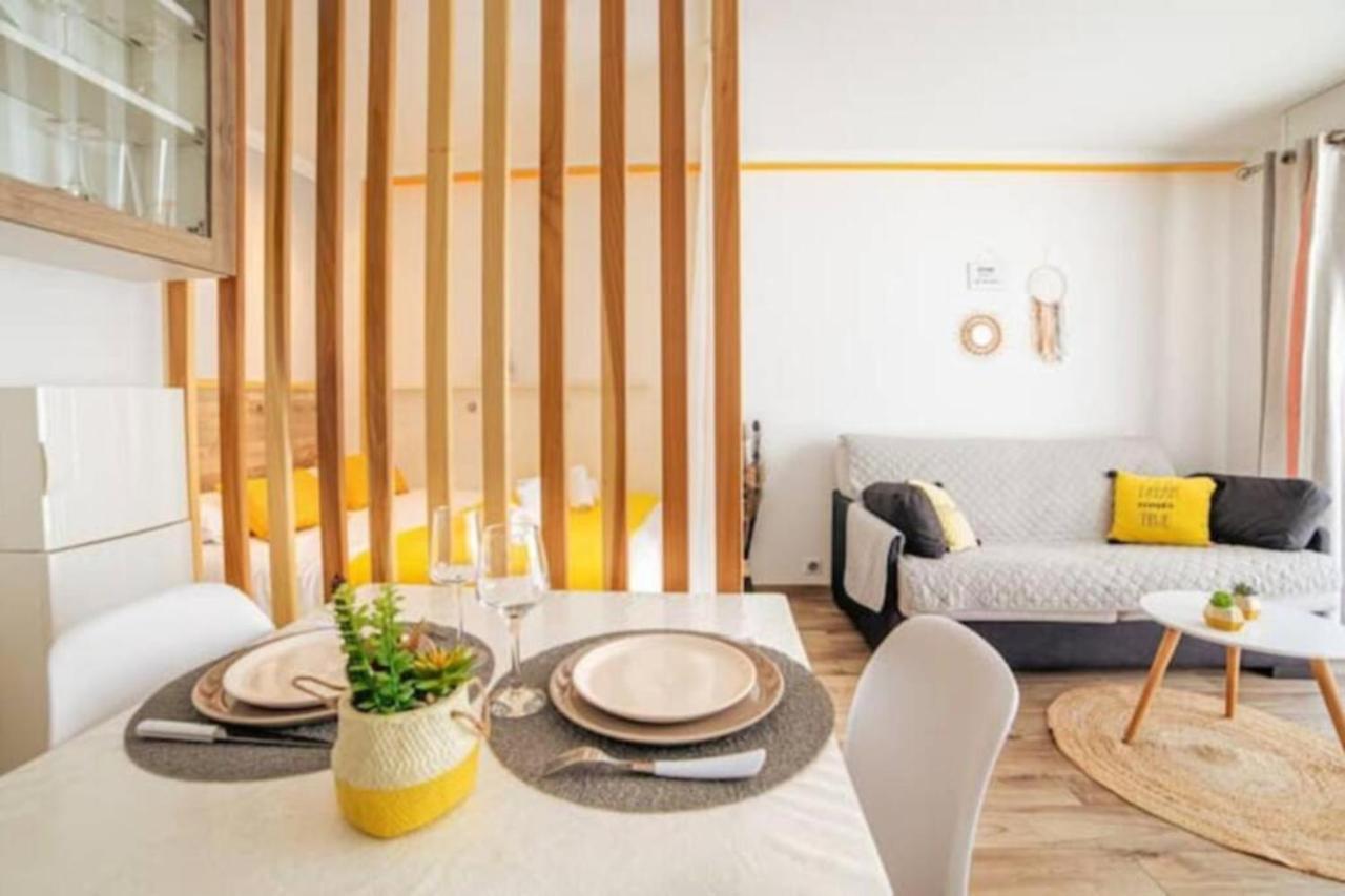 Cocoon Center - Rue D'Antibes - 200M Plage- Clim - Wifi - Unique Cannes Luaran gambar